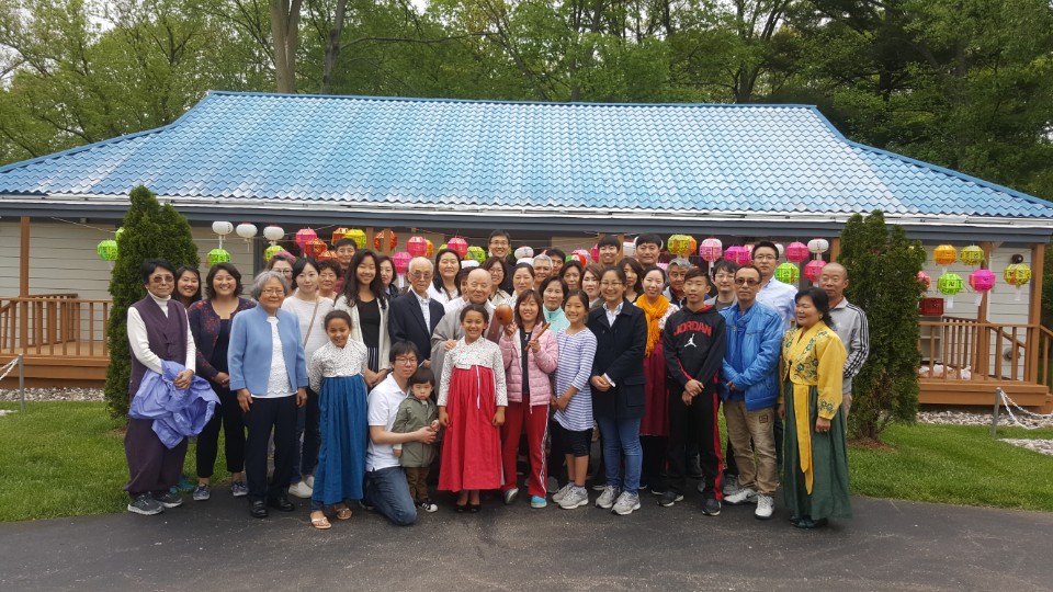 무술년 부처님 오신날(5-20-18).jpg